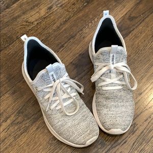 Adidas cloudfoam sneakers